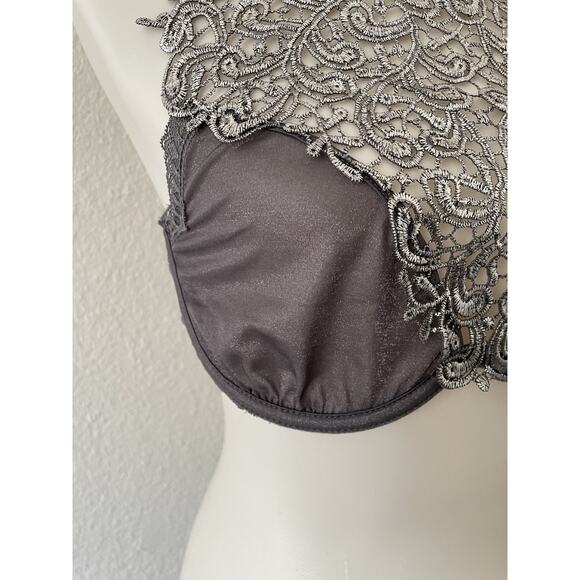 Kaviar Lingerie Bra High Neck Metallic Crochet Underwire - Picture 4 of 12